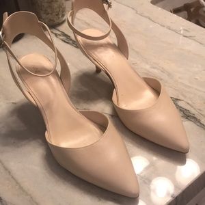 Nine West Nude d’orsay heel